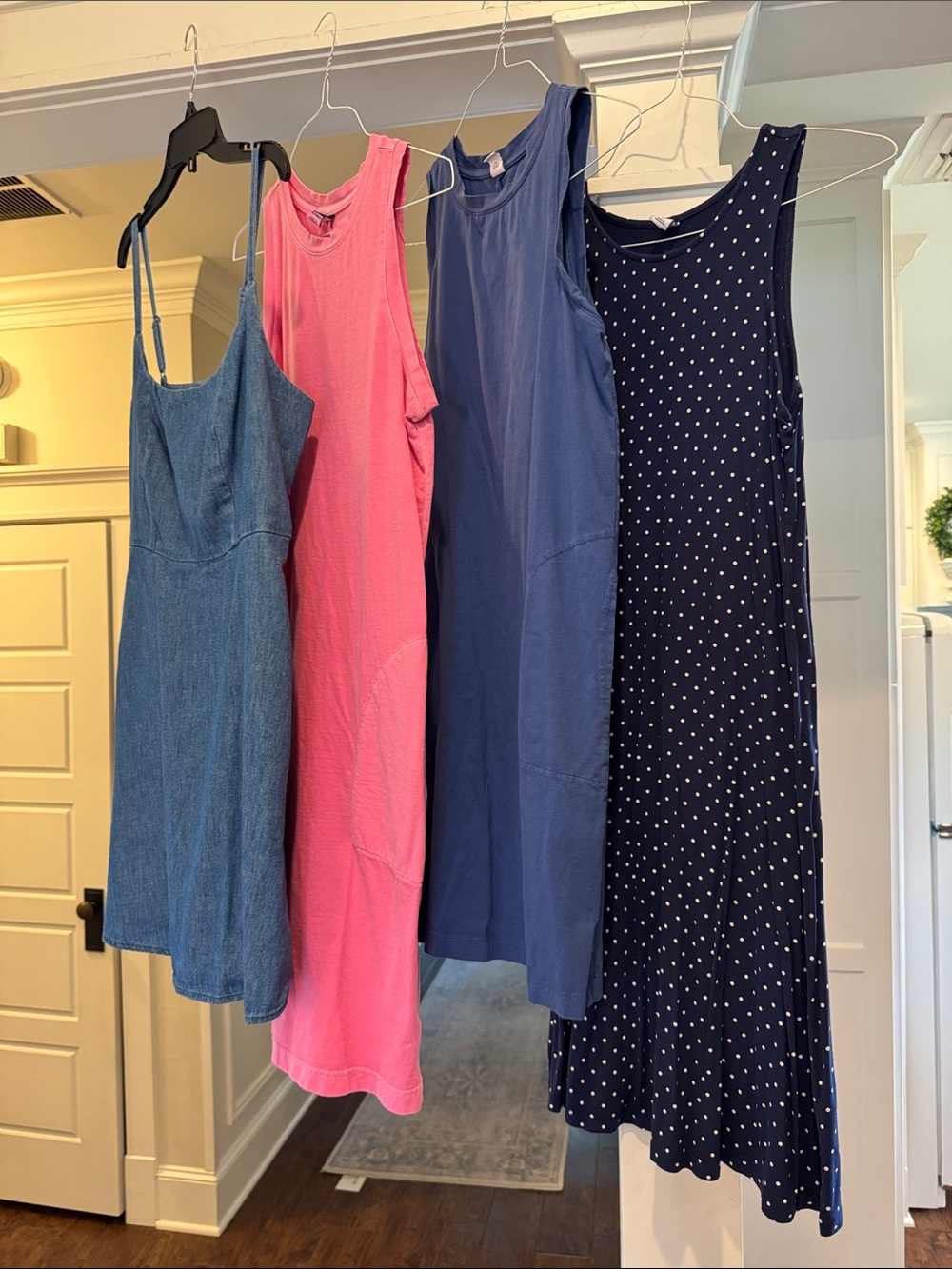 Lot of 4 Old Navy Womenโs Dresses Medium x1 /Medium Tall x3